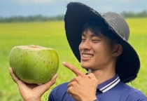 Chàng trai chăn vịt’ thắng giải TikTok Awards là ai Chàng trai chăn vịt’ thắng giải TikTok Awards là ai